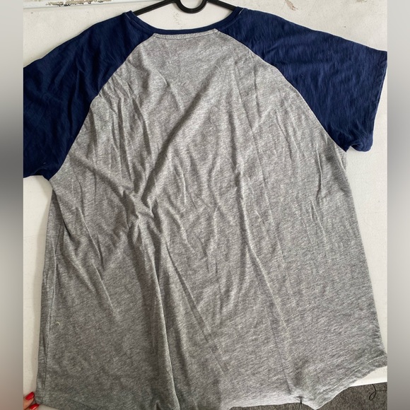 TOMMY HILFIGER T-shirt - Picture 4 of 5